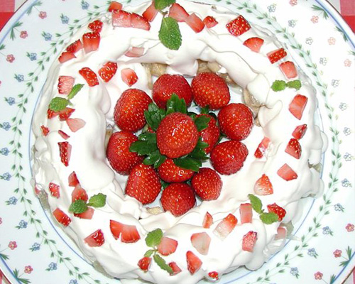 簡単クリスマスリースのケーキ