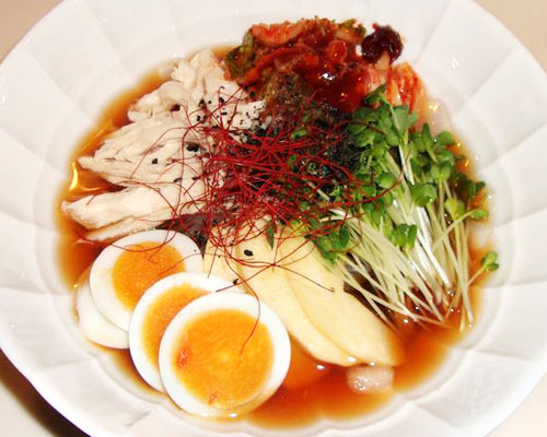 韓国風　冷麺