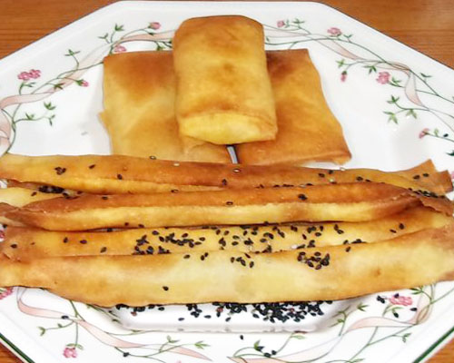 スイートポテトの春巻きパイ