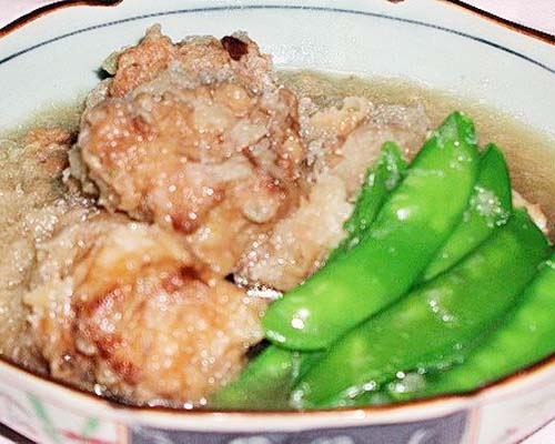 鶏のから揚げと絹さやのおろし煮